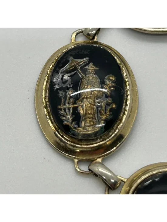 Vintage Reverse Carved Lucite Intaglio Bracelet Asian Geisha Design Gold Tone Pa - Picture 4 of 11